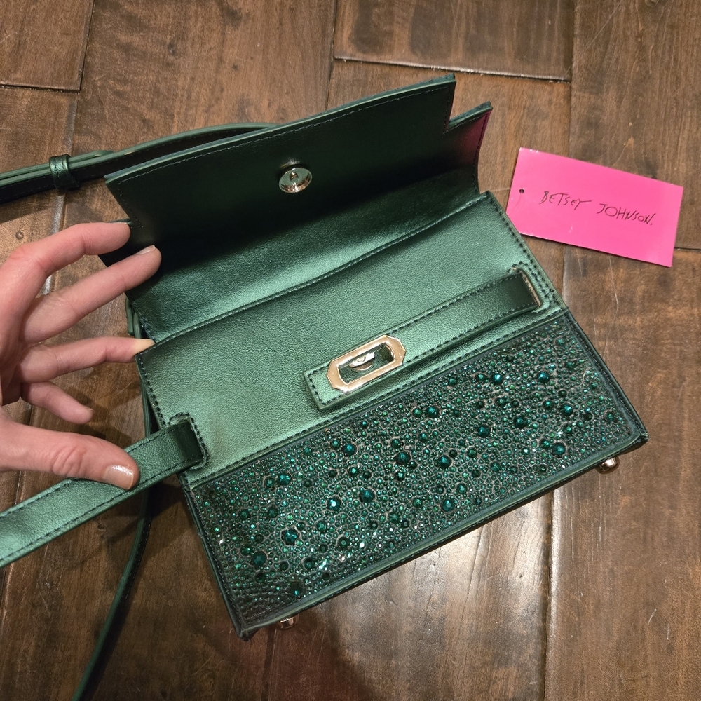 NWT Betsey Johnson Emerald Green Rhinestone Buckle Strap Purse - Picture 6 of 14